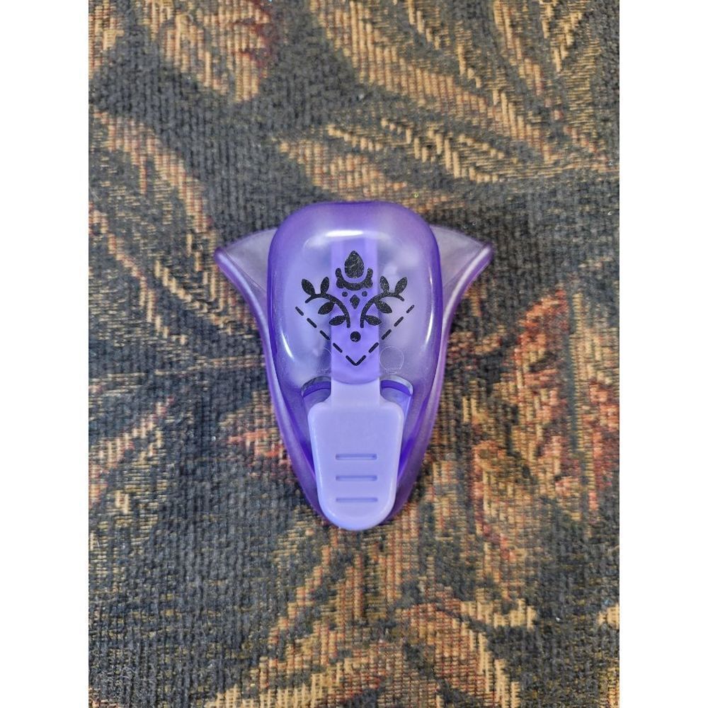 EK Success Paper Shapers Corner Photo Design Craft Punch